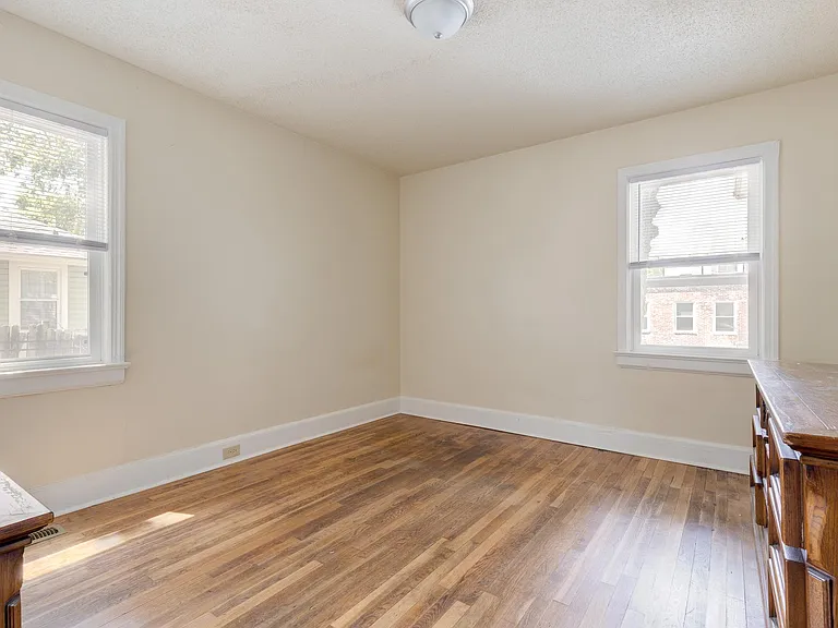 315 N Maple St — Photo 9