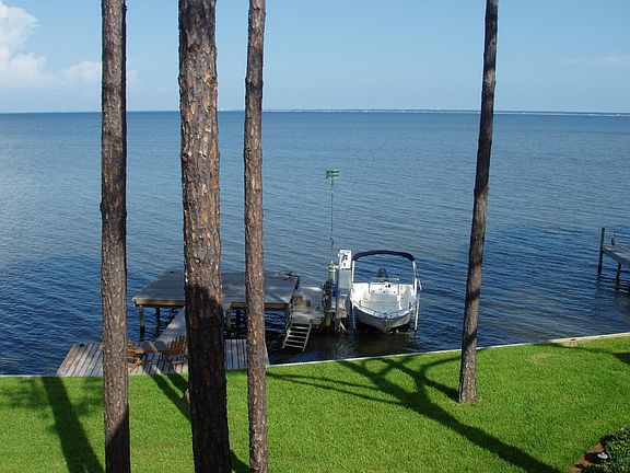 4th image of 3004 Bay Villas Dr