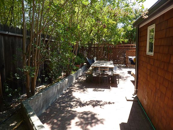 5th image of 1652 1/2 Adams St