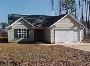 8200 Reames Rd, Charlotte, NC 28216