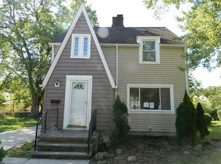 18920 Raymond St, Maple Heights, OH