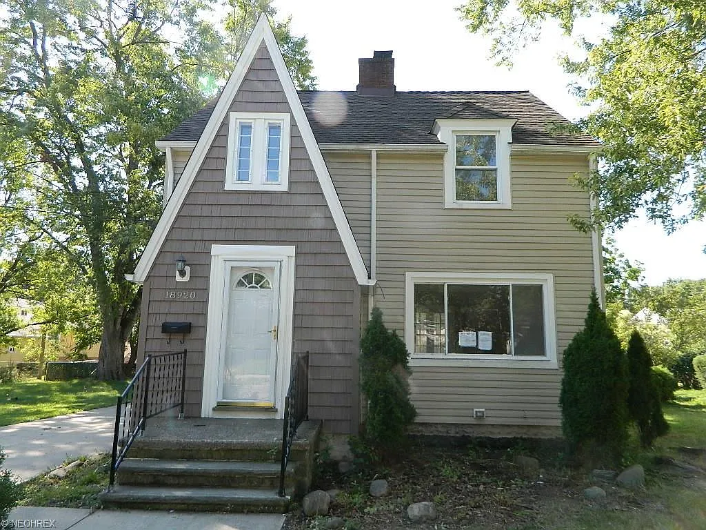 18920 Raymond St photo 1