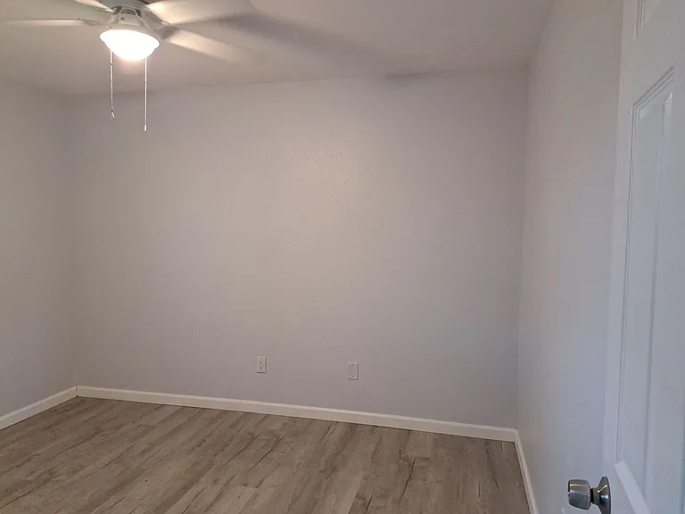 4828 Grimes St #2 — Photo 35