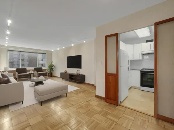 401 East 86th Street image 3 of 39