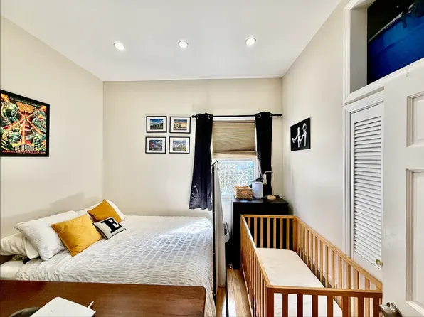 173 Sackett Street image 4 of 8