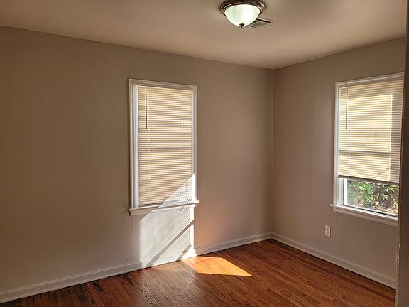 3rd image of 1224 NW 82nd St