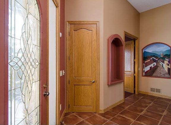 3rd image of 10702 Sanctuary Dr NE