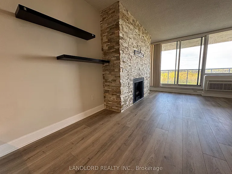 20 Speers Rd #1105 — Photo 16