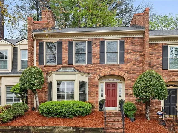 9 Stratford Hall Pl NE, Atlanta, GA 30342