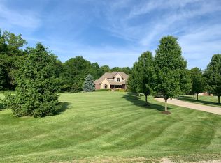5250 Reds Way, Howell, MI 48855