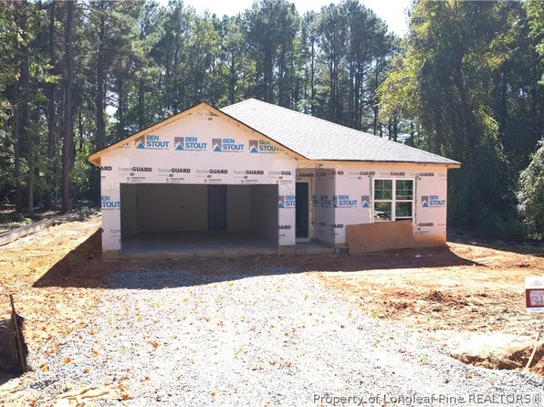 147 Willowbrook Dr, Sanford, NC 27330
