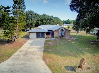 5909 Thunder Rd, Sebring, FL 33876