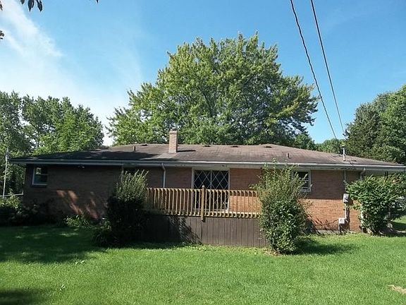 2nd image of 2204 Hyacinth Ct