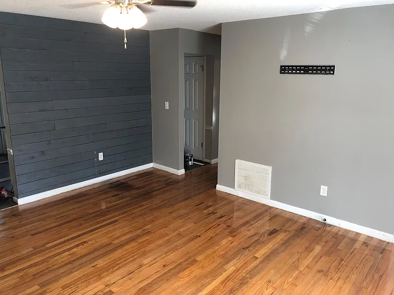 234 Flowing Wells Rd — Photo 8