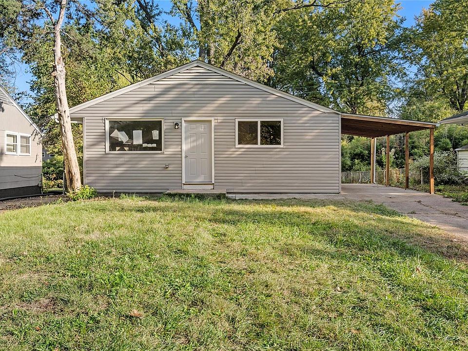 1st image of 127 Brigadoon Cir