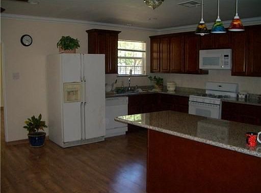 4th image of 1759 Pressburg Dr