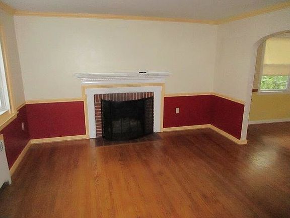 5th image of 2415 Rudy Rd