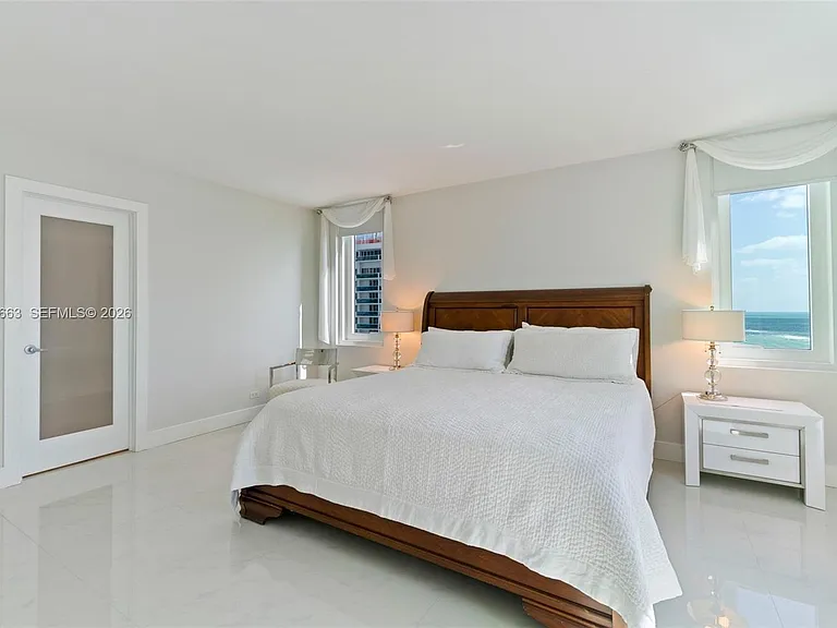 2301 Collins Ave #1210 — Photo 11