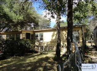 212 Hickory Dr, Seguin, TX 78155