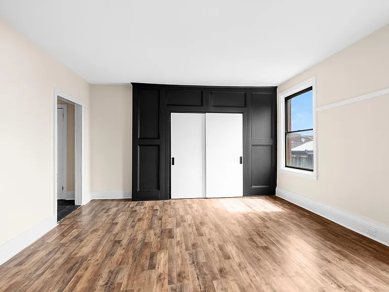 2025 Pine St #3F — Photo 5