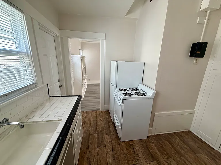00-1750 E 3rd St #12 — Photo 9