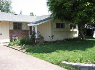 245 E 42nd Ave, Eugene, OR 97405