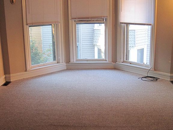 Living Room/Bedroom 2