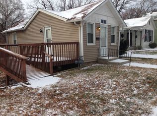 911 Ottawa St, Leavenworth, KS 66048