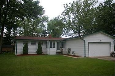 2nd image of 16244 Lanier Ave