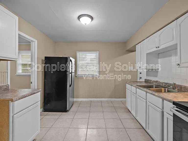 1132 Redman Blvd — Photo 15