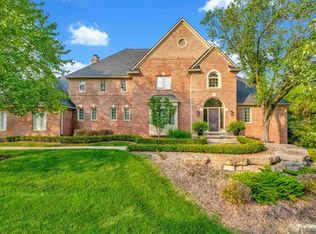 4880 Goodison Place Dr, Rochester, MI 48306