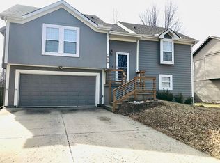 1019 N Logan St, Olathe, KS 66061