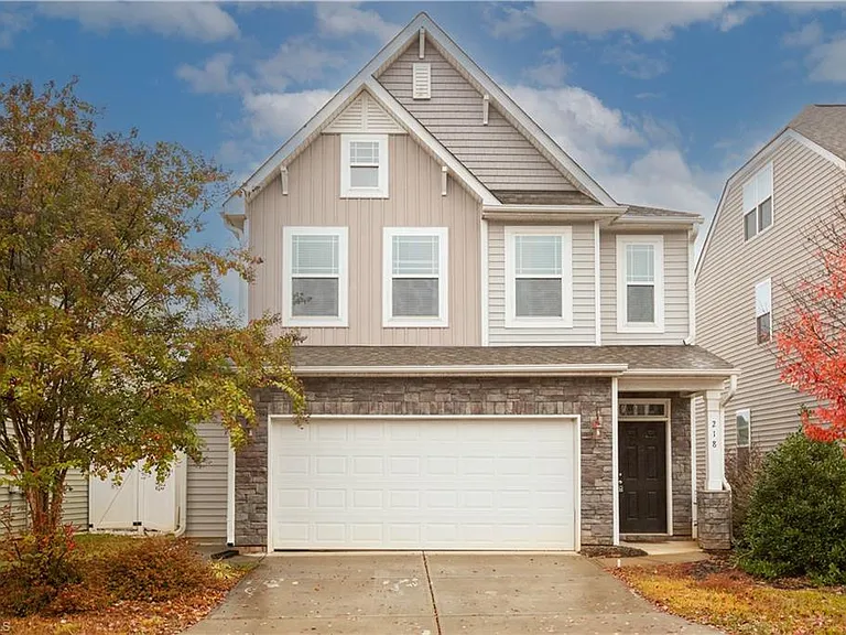 218 Crane Creek Way — Photo 2