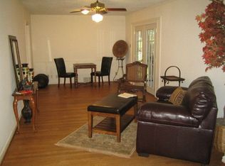 1515 Larkspur Dr, Arlington, TX 76013