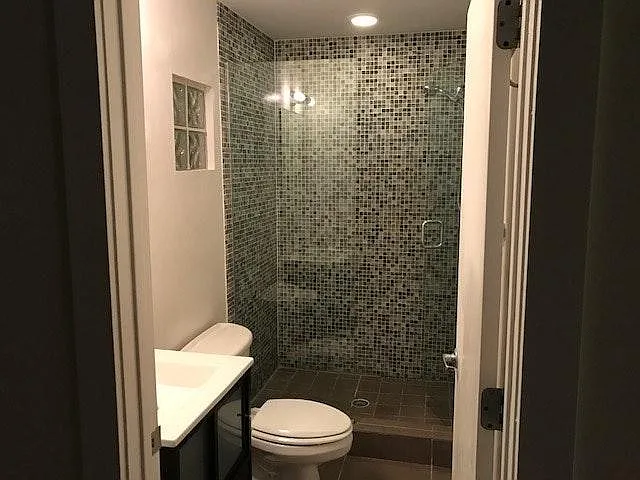 Full Bath #1