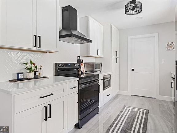 4th image of 5925 Old Bill Cook Rd