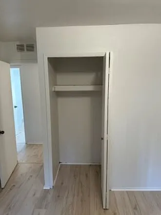 Bedroom_1.3