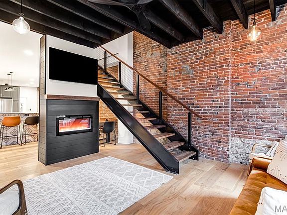 4th image of 2853 S 18th St