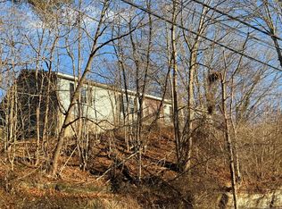 119 Main St, Deep River, CT 06417