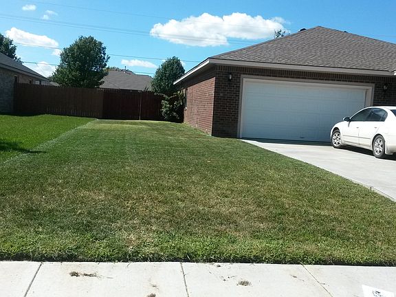 2nd image of 812 Pheasant Run Ave