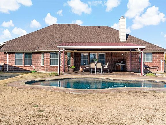 2nd image of 103 Wilkes Ct