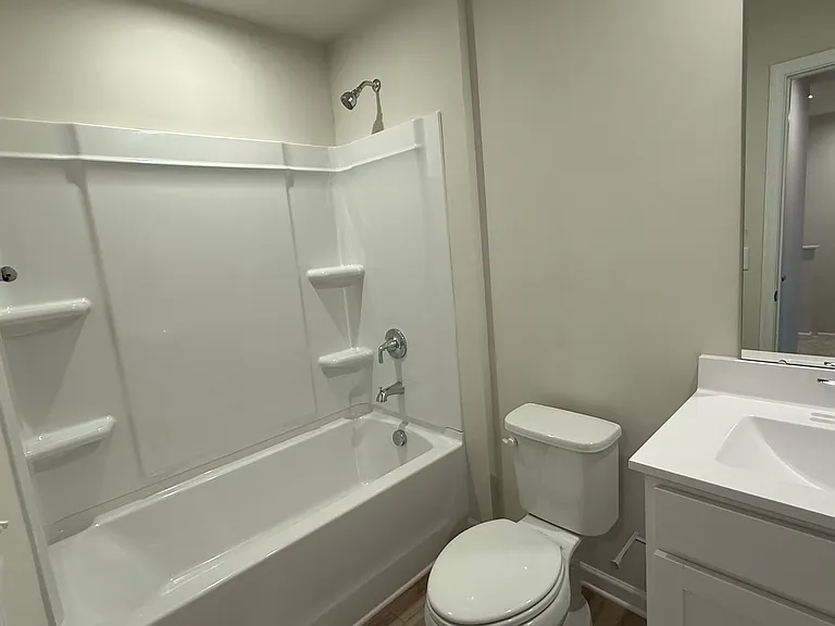 1523 39th Avenue Loop NE #4 — Photo 11