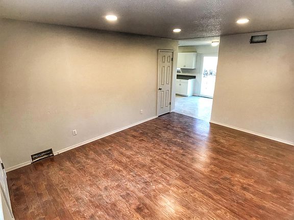 5th image of 1805 NE 55th St