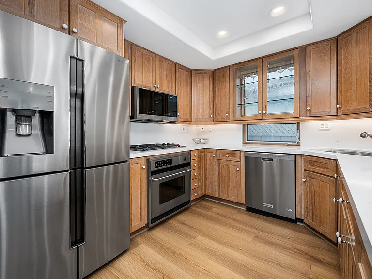 117 Marine Ave #A — Photo 81