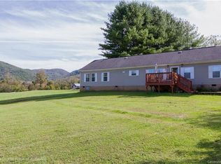 6 Timbers Edge Ln, Fairview, NC 28730