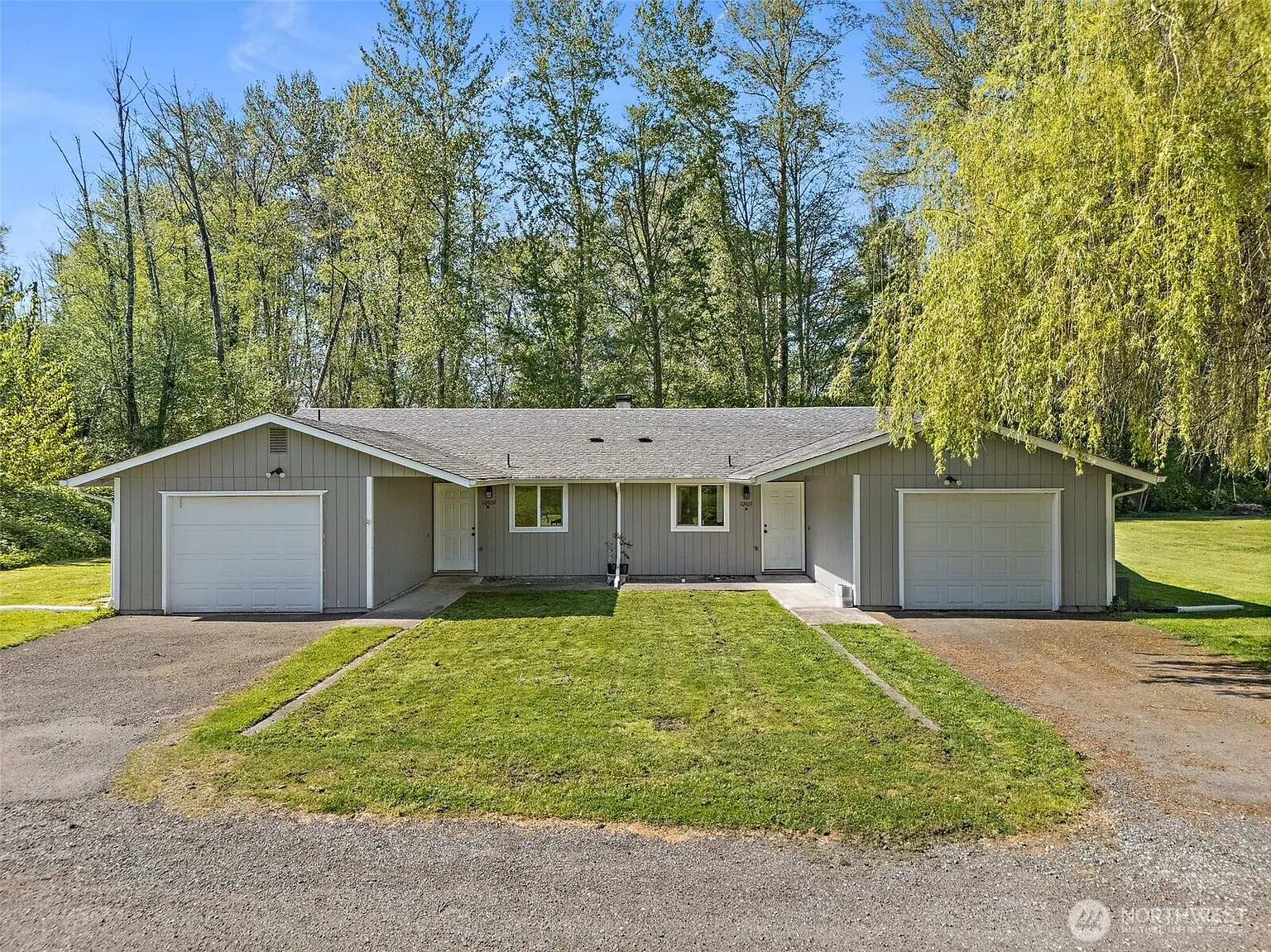10909 Kuhlman Rd SE photo 1
