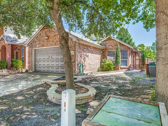 2nd image of 2709 Mountain Lion Dr