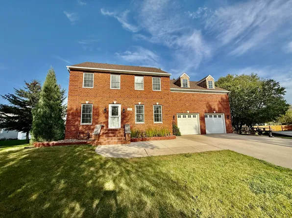 1522 N 20th St, Aberdeen, SD 57401