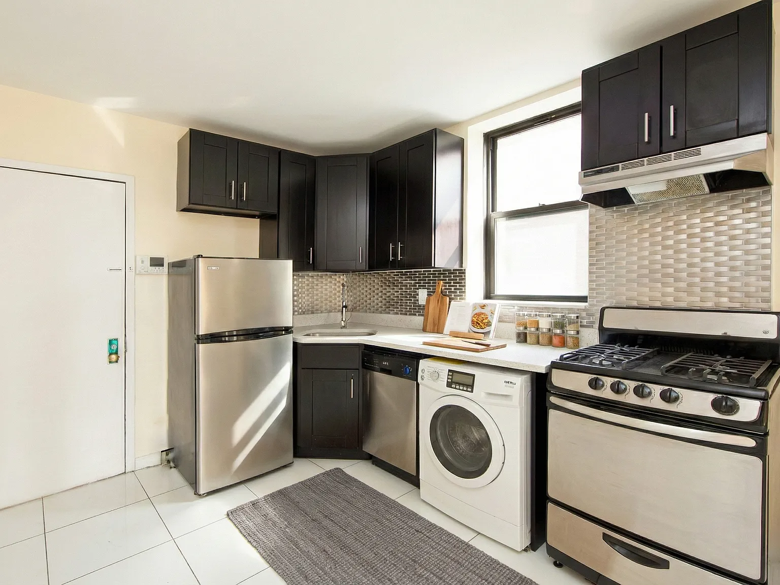 206 West 109th Street — Photo 3