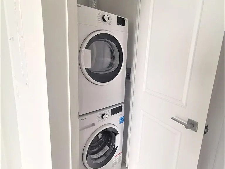 251 Jarvis St #4015 — Photo 11